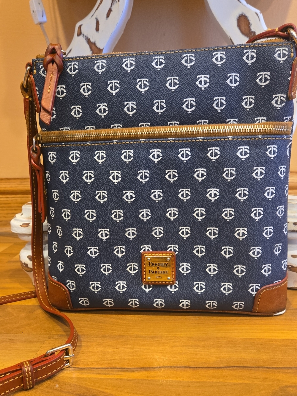 Dooney & Bourke Twin Cities Crossbody Bag